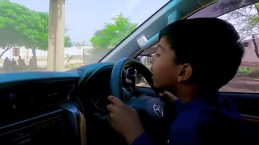 underage-drivers-lahore-traffic-police