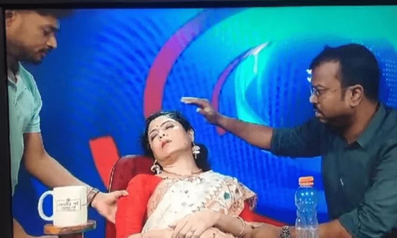 Indian Anchor faints