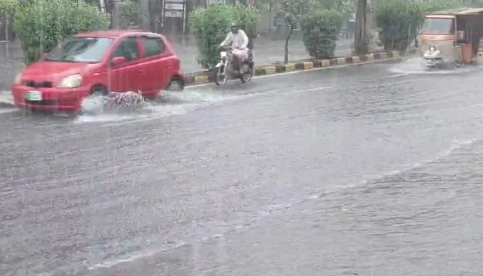 rain heavy floods