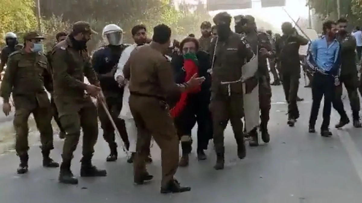 police crackdown PTI rally