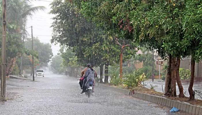 Eid py barish ka imkan