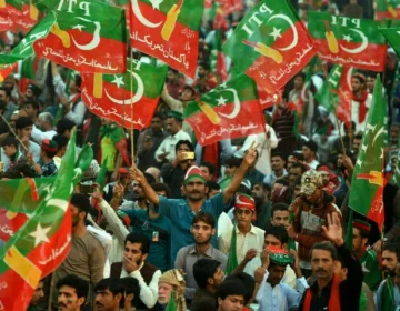 Pti Lahore mein har sorat jalsa kry gai