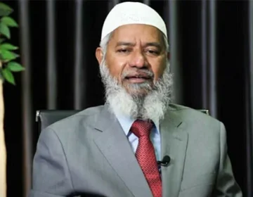 Dr zakir naik juld Pakistan aye gye